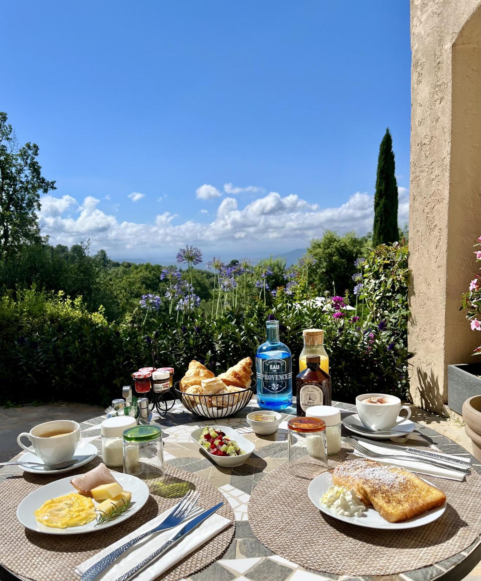 Les Hauts De La Riviera คาบรีส์ ภายนอก รูปภาพ